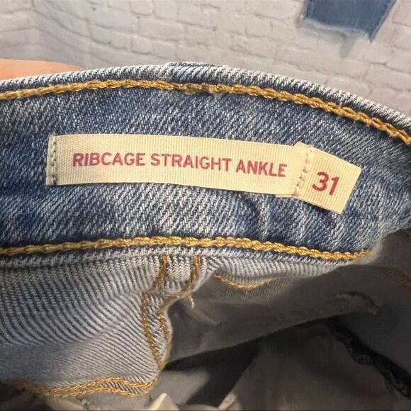 Levi’s Ribcage Straight Ankle Distressed Jeans size 31 - Picture 4 of 7